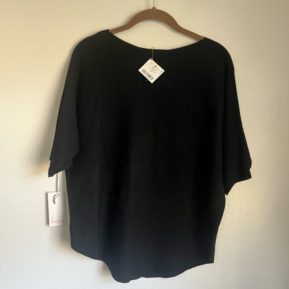 Luna Women’s Black Pearl Pullover Sweater Top Knit Size Medium - Picture 2 of 7